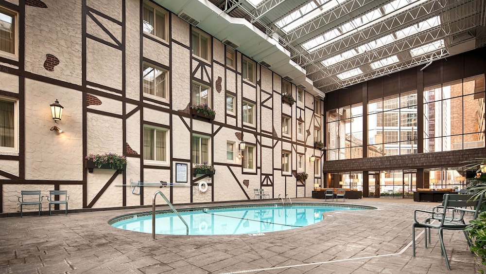 Best Western Plus the Normandy Inn Suites 4/31