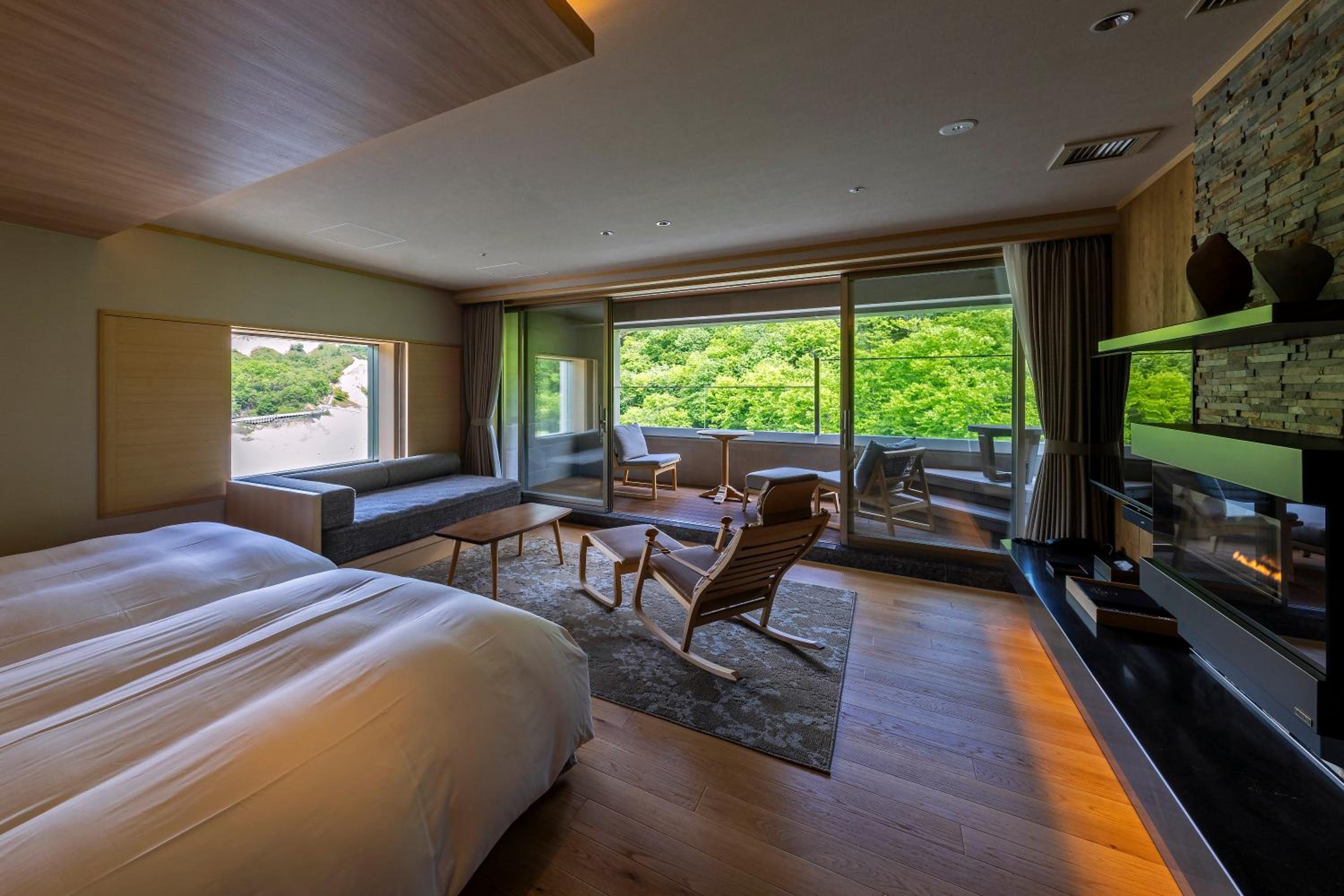 Premium, Twin Beds, Outdoor Space, Corner