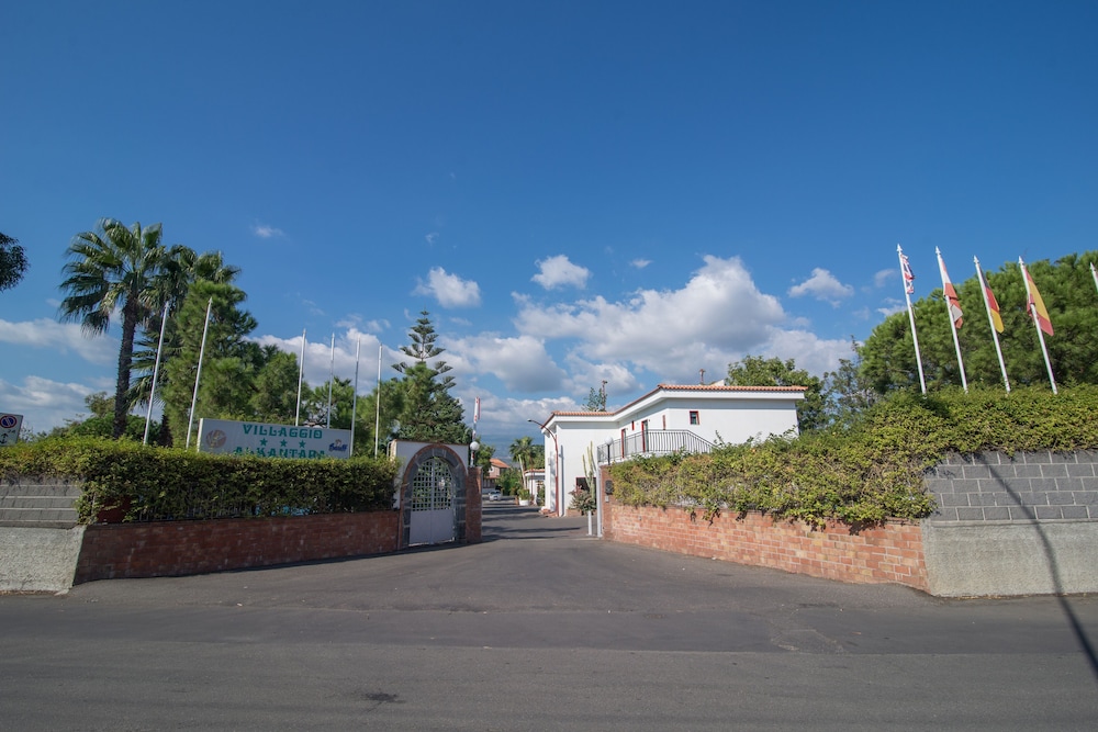 Villaggio Alkantara 58/66