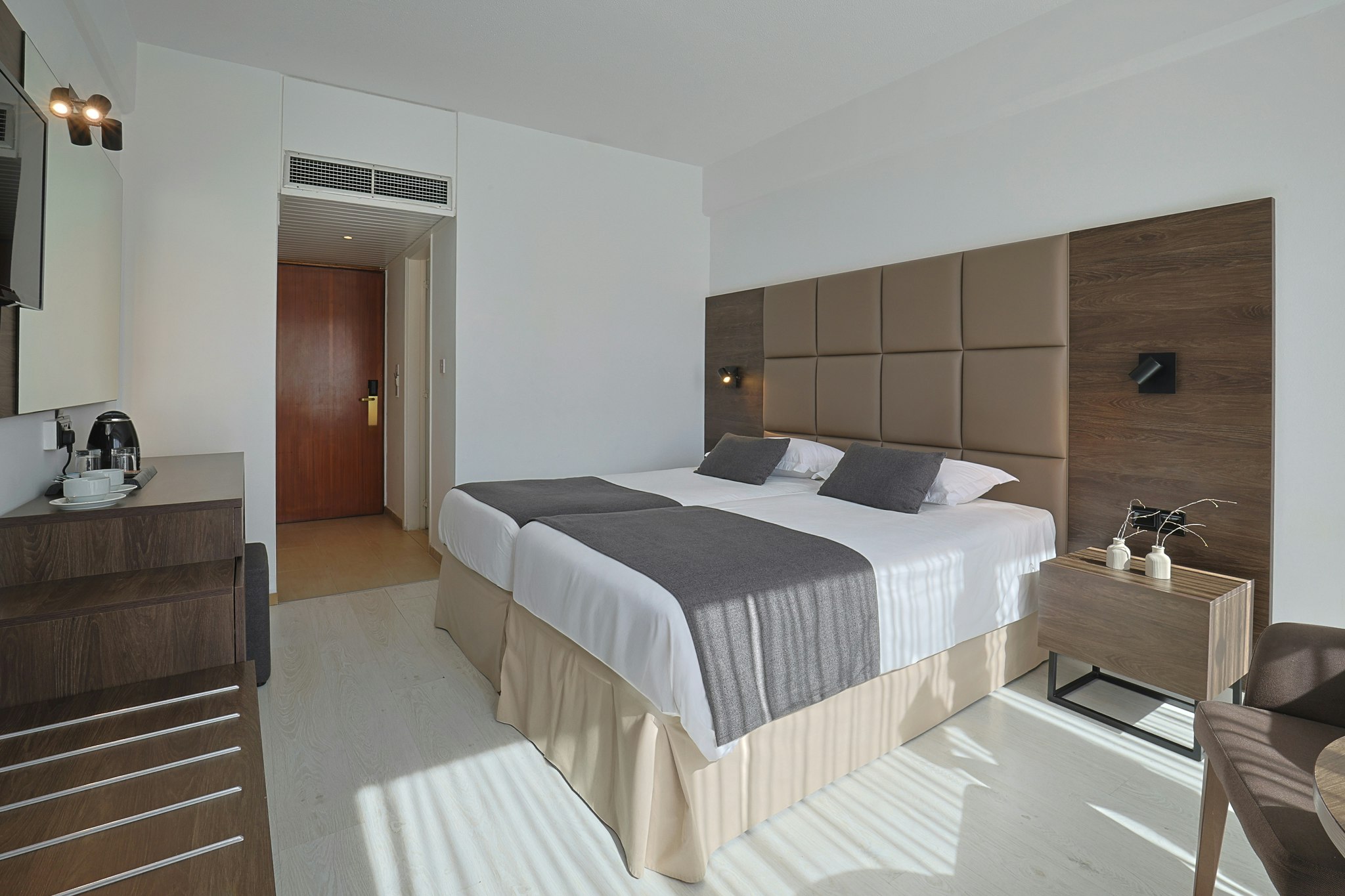 Odysseia Hotel Kapetanios 23/62