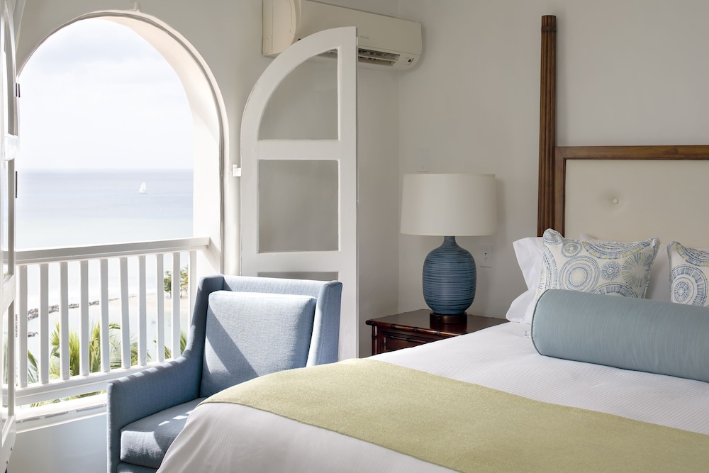 Windjammer Landing Resort and Residences 24/84