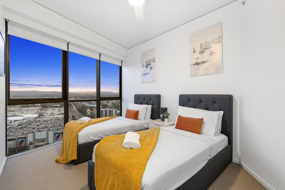 Mantra Sierra Grand Broadbeach 35/73