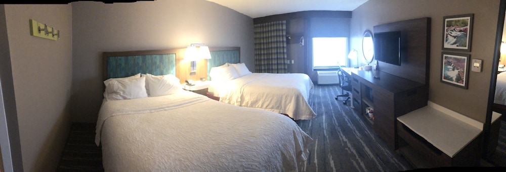 Hampton Inn Bentonville-Rogers 25/50