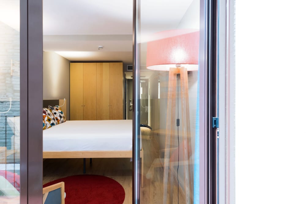 Yeah Barcelona Hostel 33/34