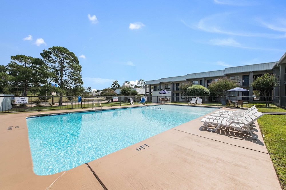 Motel6 Kilgore, TX 32/42