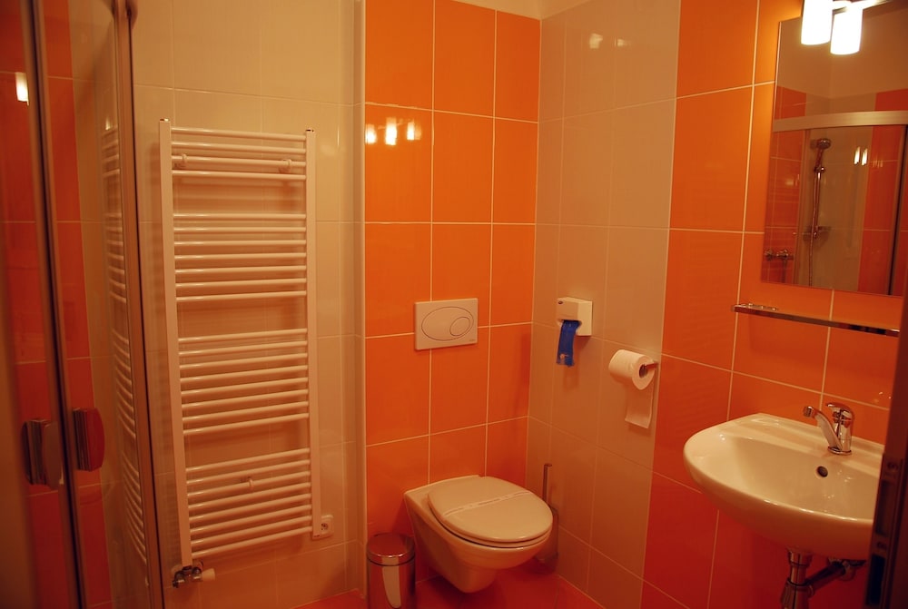 COMFORT, DOUBLE BED
