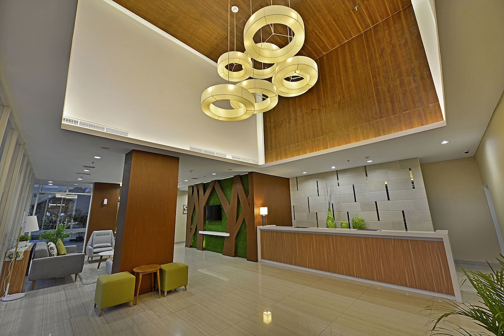 Whiz Prime Kelapa Gading 9/71
