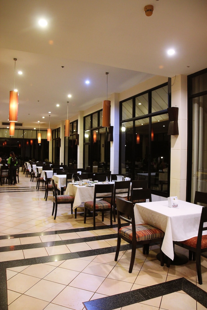 restaurant-cafeteria