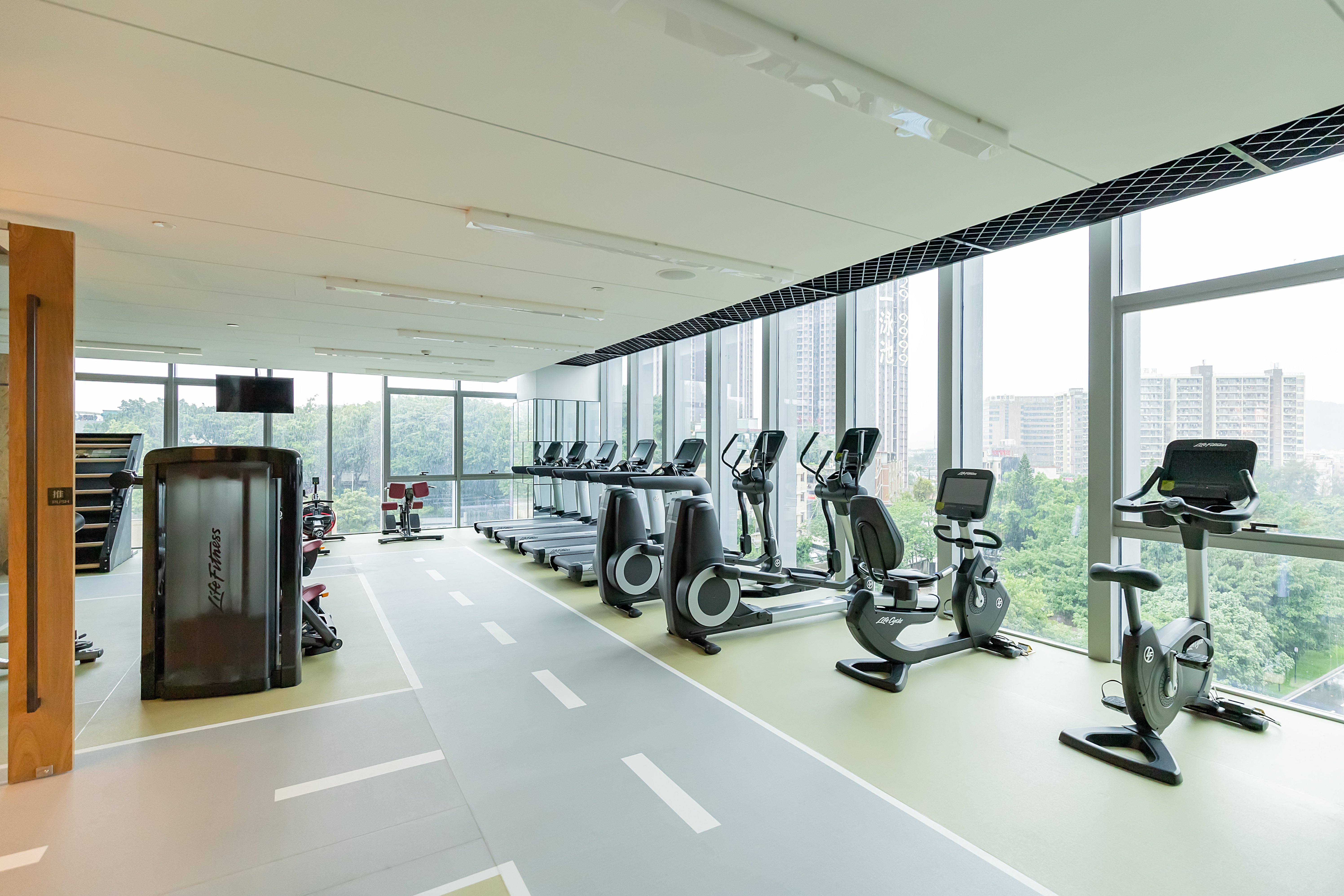 Holiday Inn Guangzhou South Lake 27/50