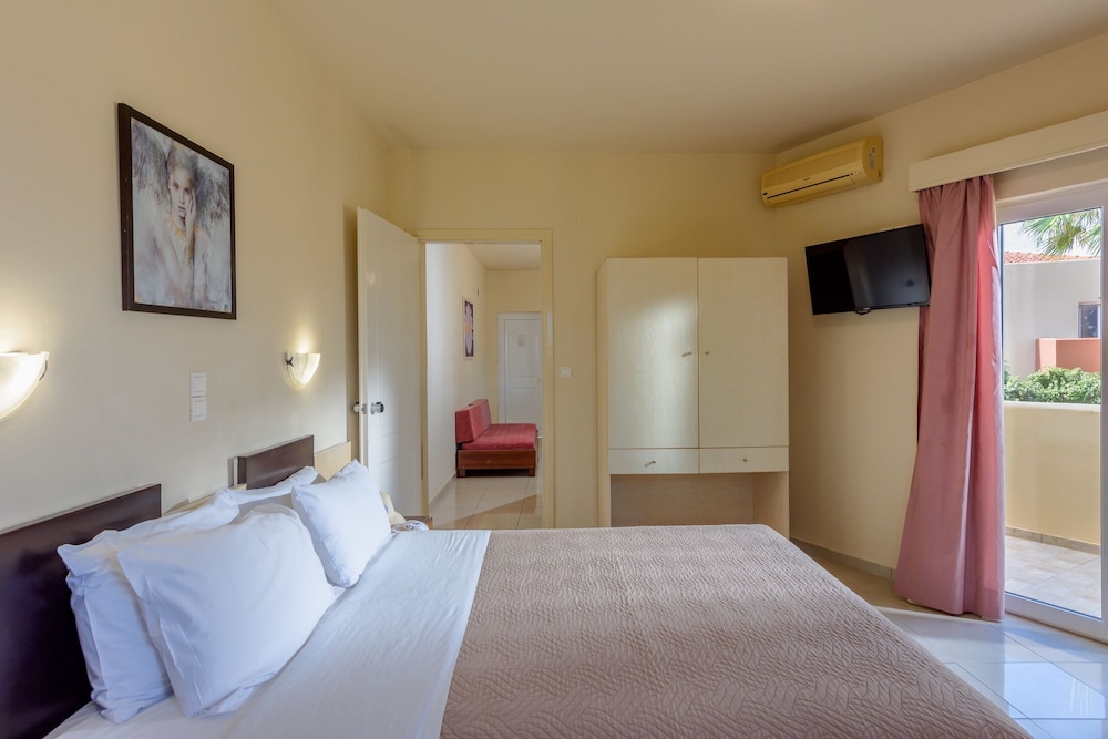 Theo Hotel 15/63