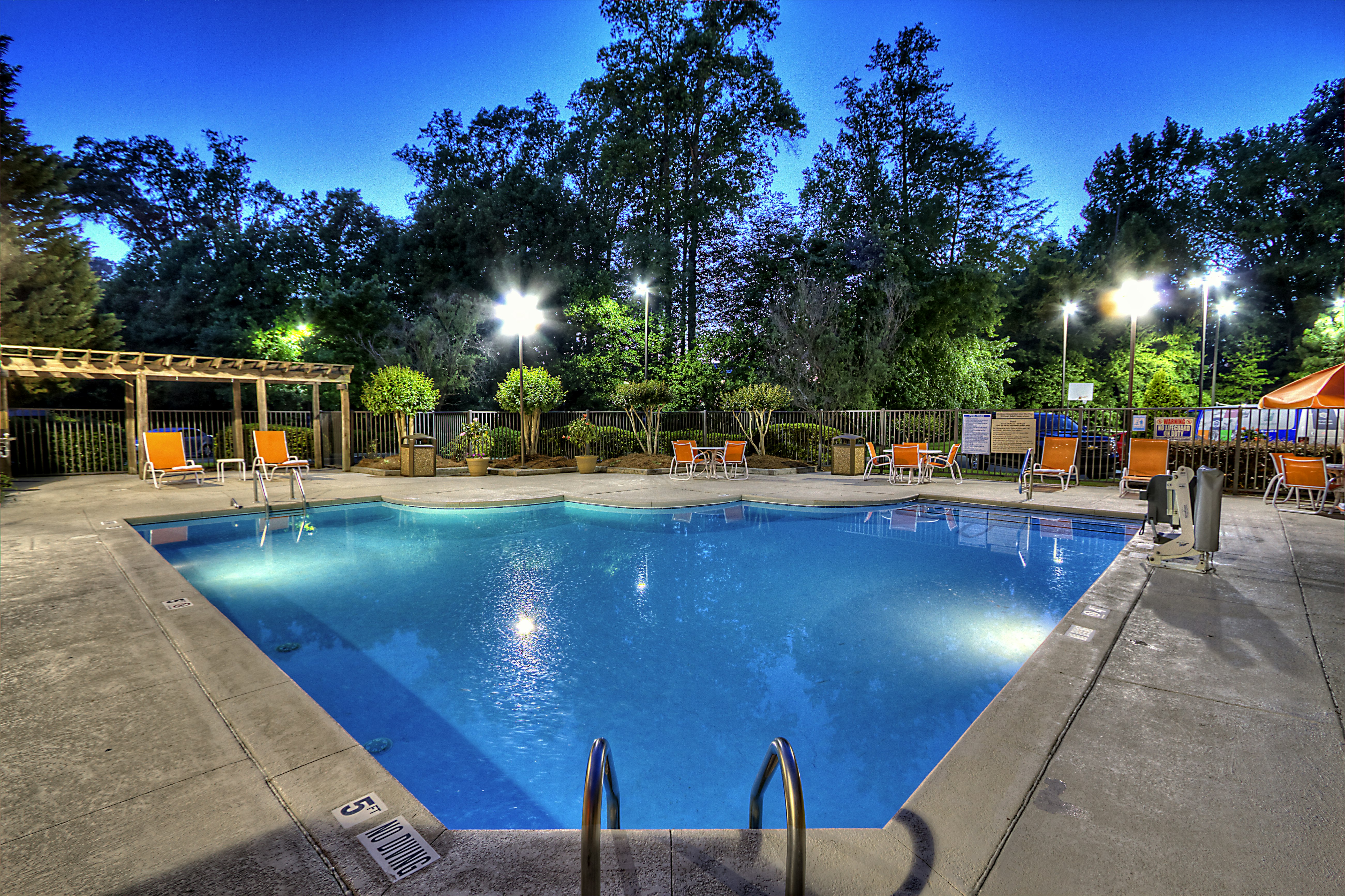 Hampton Inn Rocky Mount 53/53
