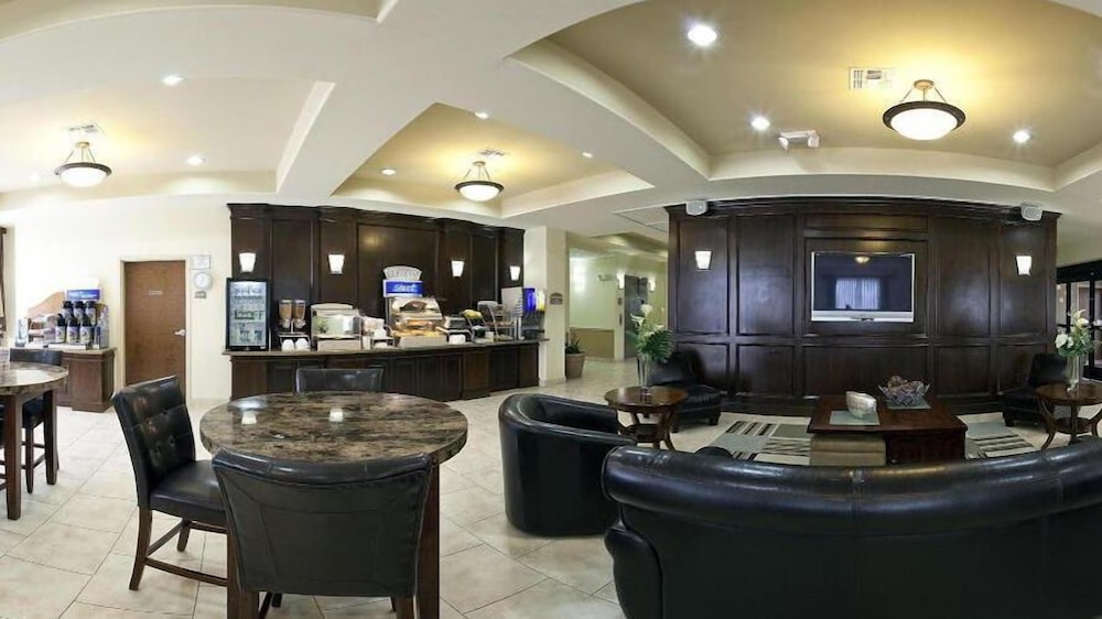 Holiday Inn Express Hotel and Suites La Porte 21/31
