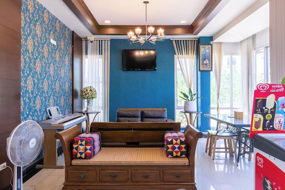 Panwalee Hotel 43/64