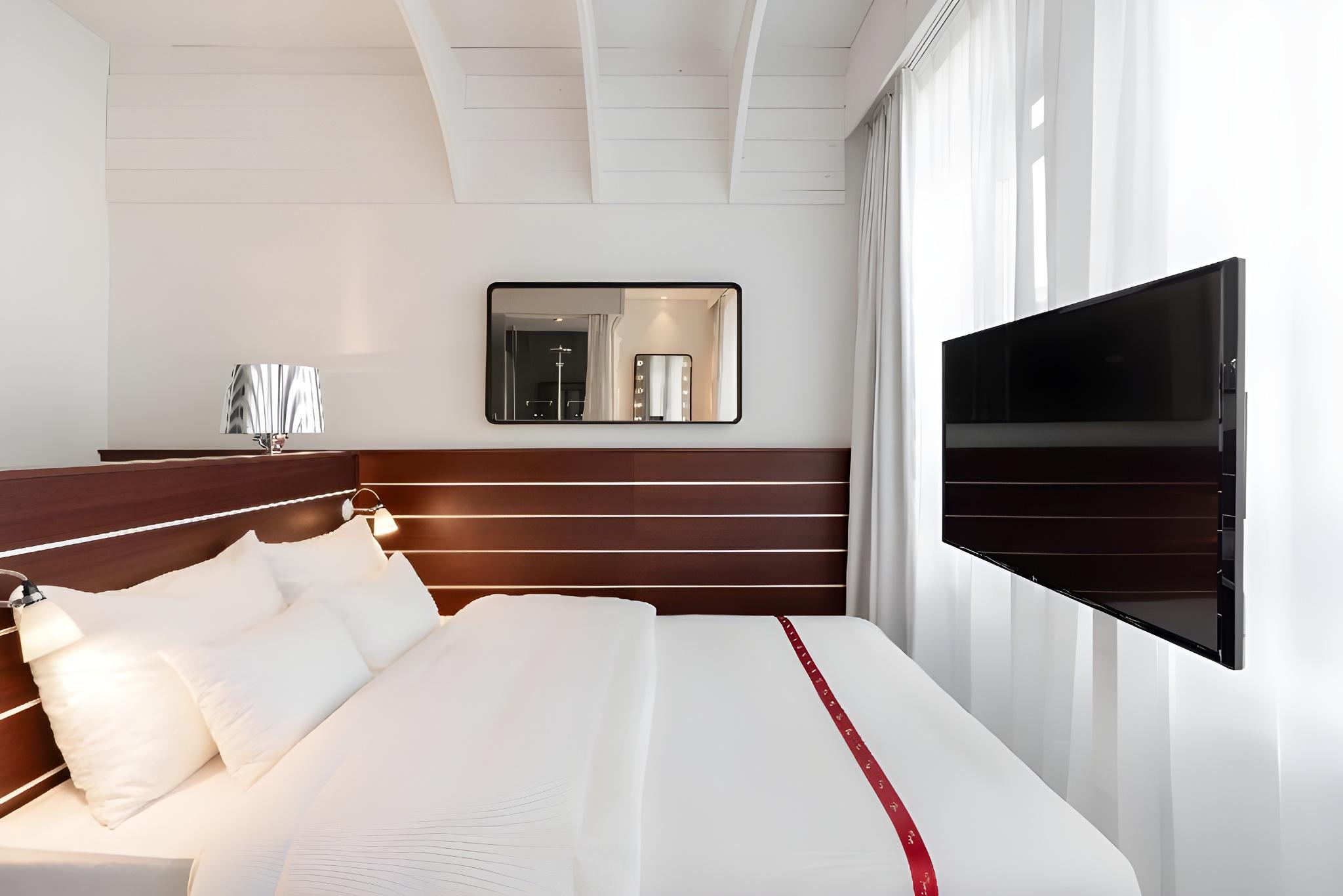Nest, Double Bed
