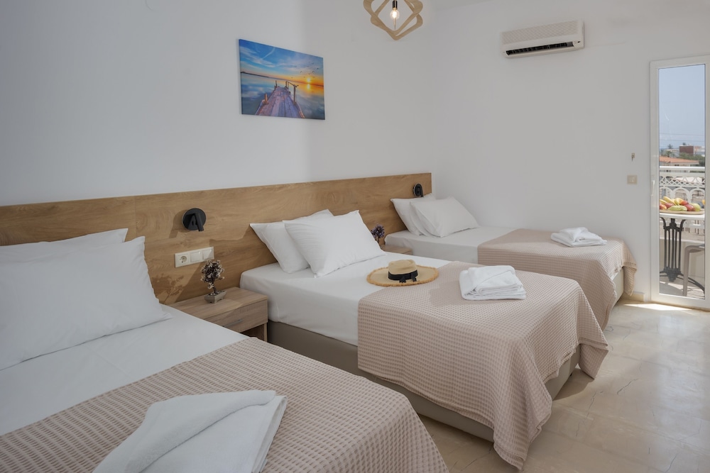 AMARA SEASIDE 27/44
