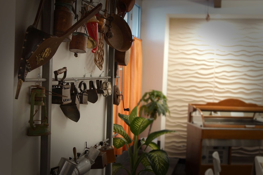 Hotel Leopardi 31/37