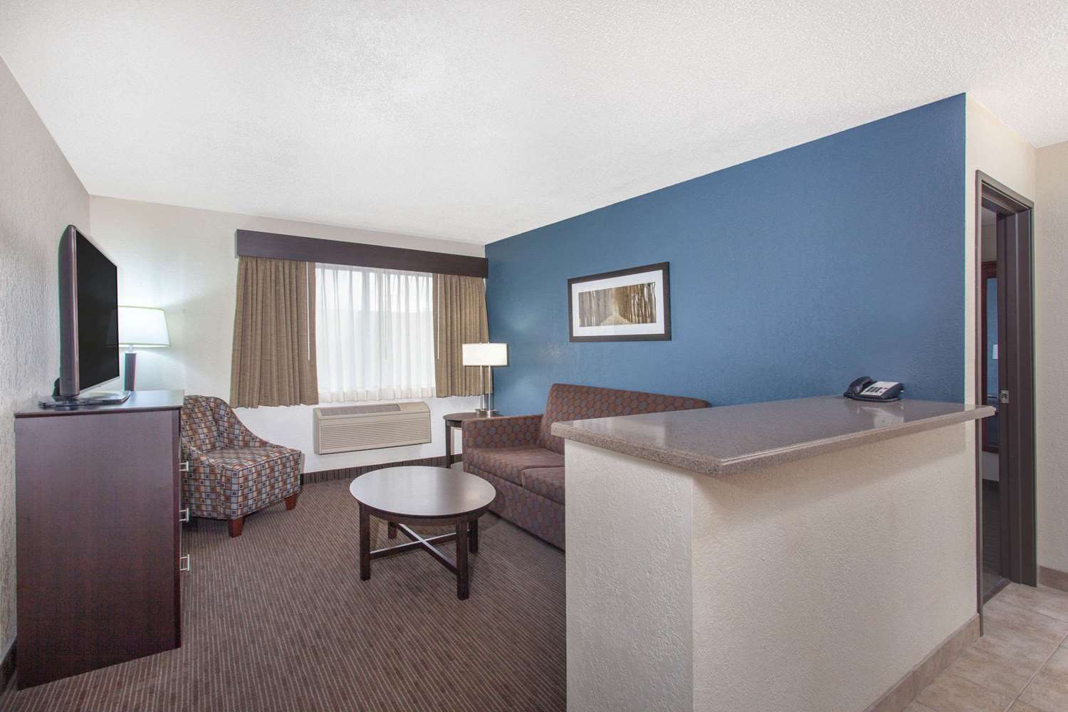 AmericInn by Wyndham Mankato Event Center 27/55