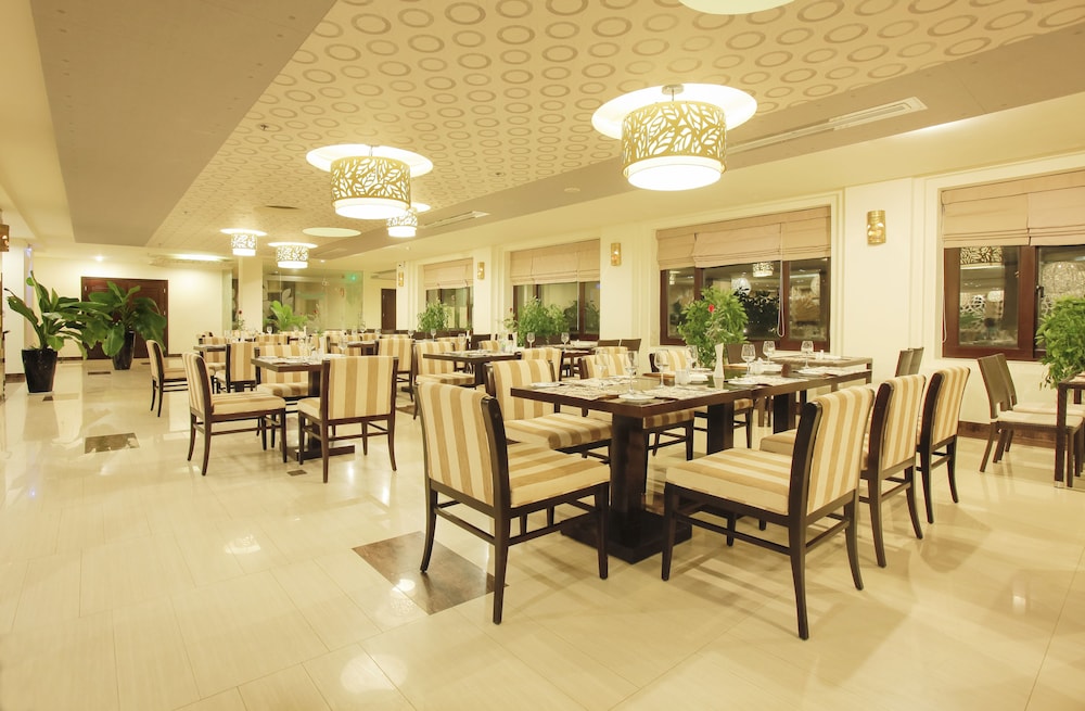 Olalani Resort and Condotel 47/69