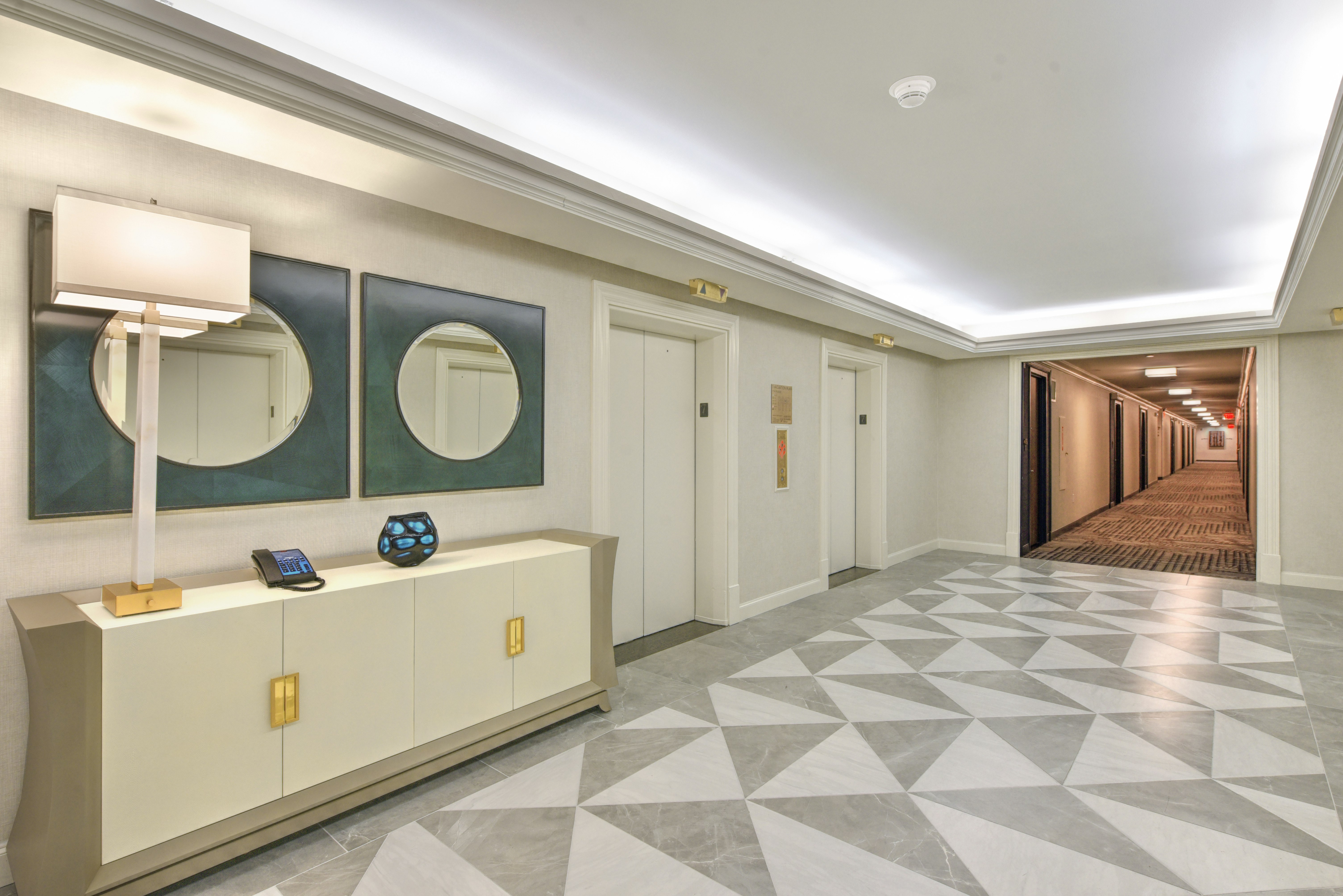 Capital Hilton photo3