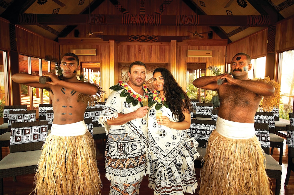 Outrigger Fiji Beach Resort 22/31