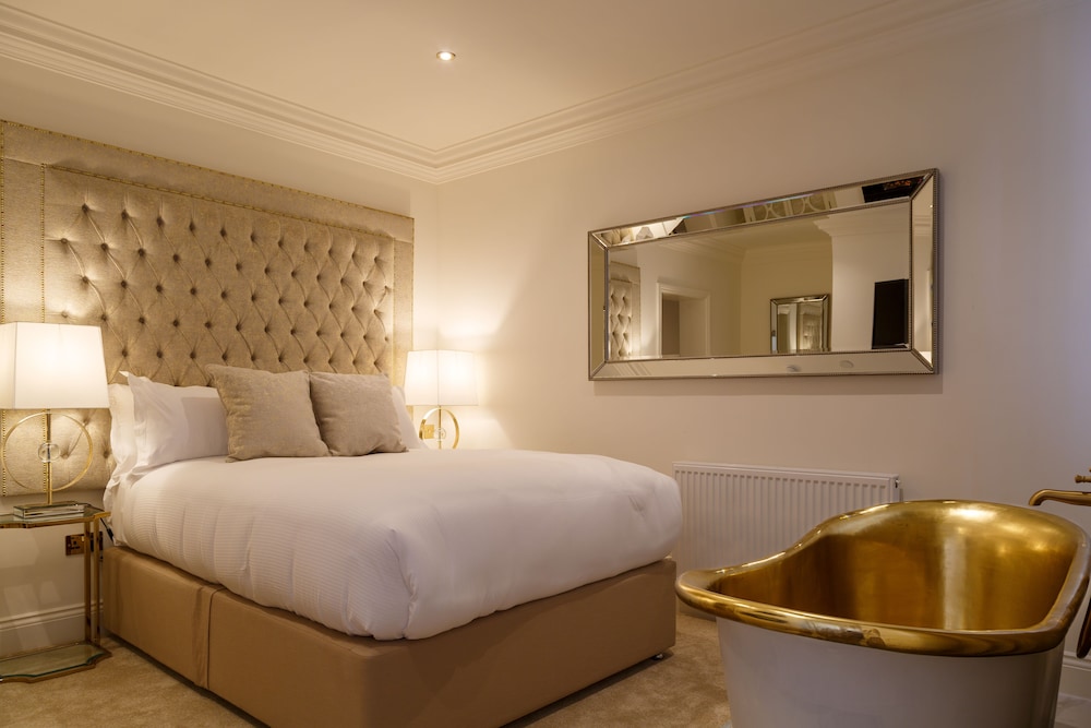 The Hotel Chester 28/50