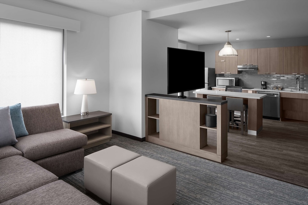 Hyatt House Lansing University Area 28/49