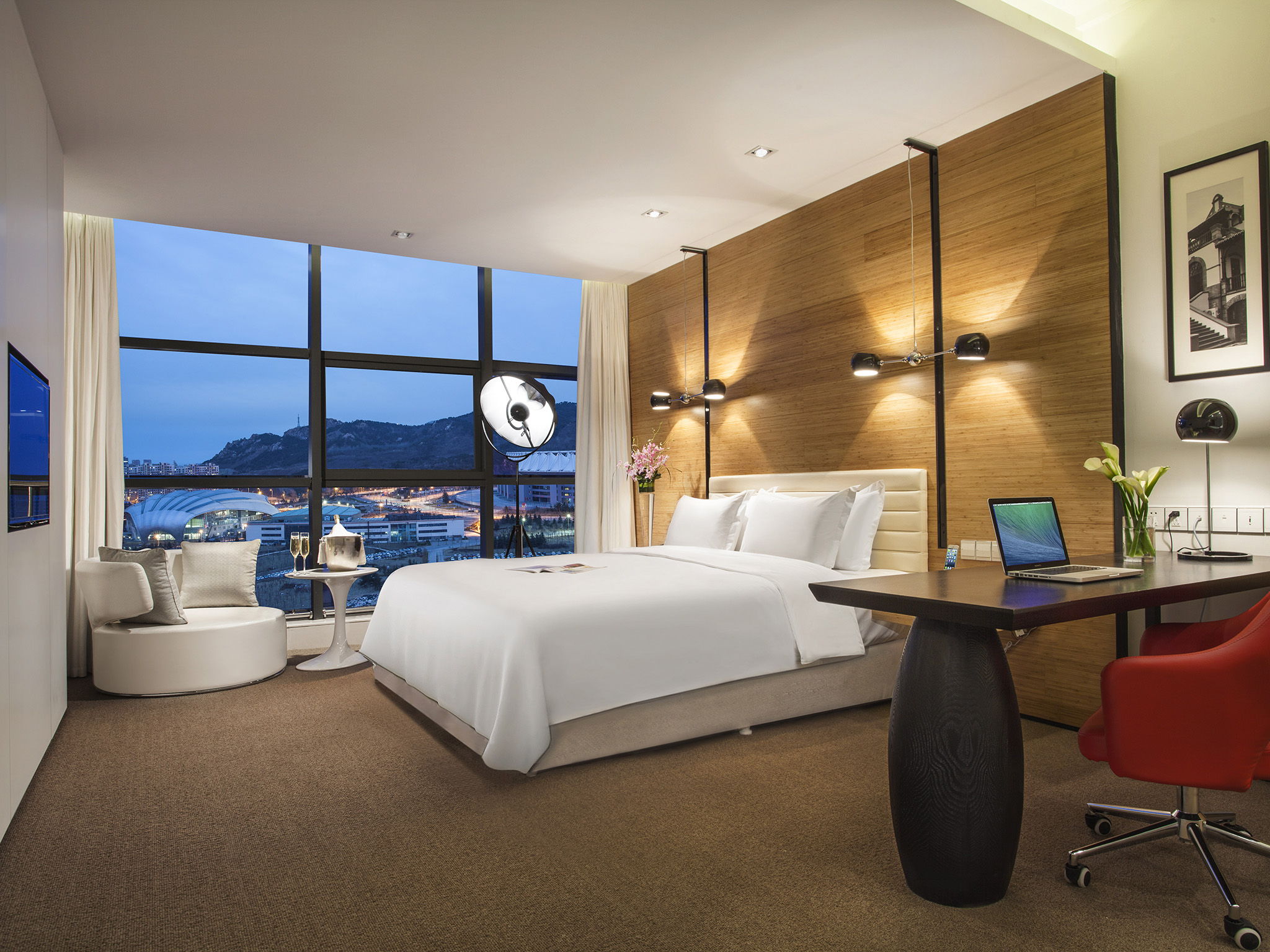 HIMALAYAS QINGDAO HOTEL 5/18