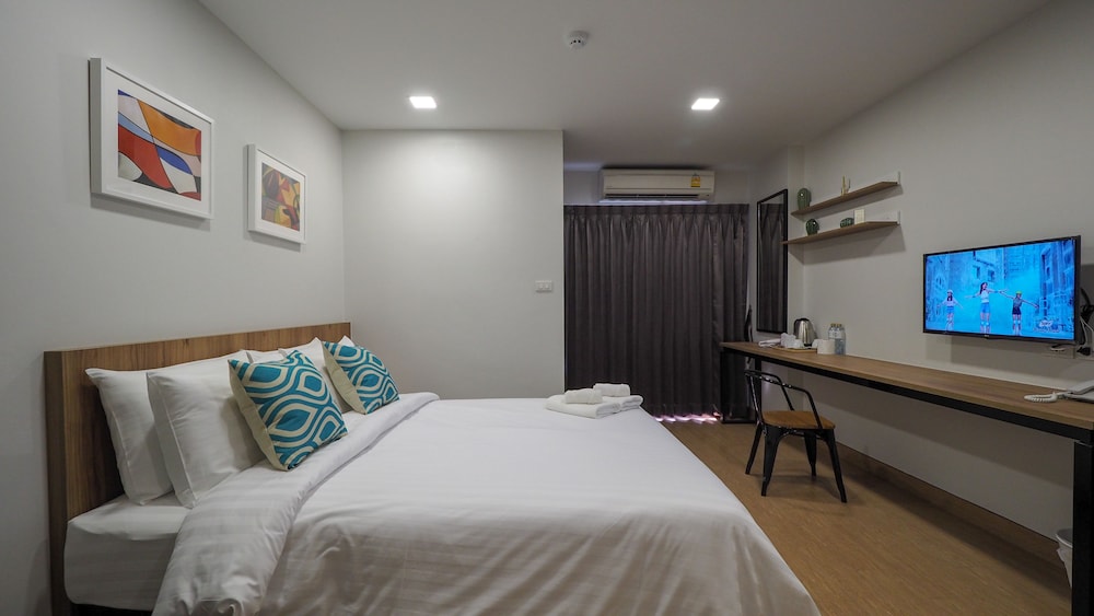 Casa Luxe Hotel And Resident 12/50