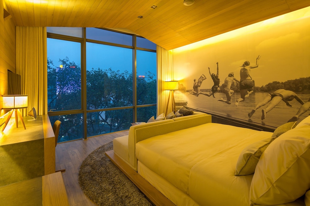 Fusion Suites Saigon 44/63