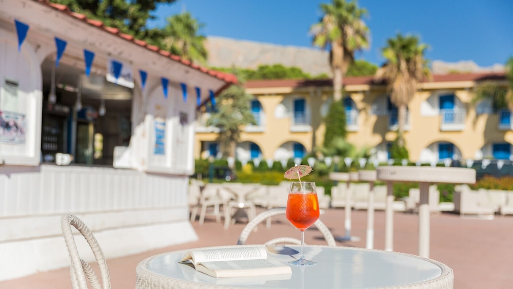 Hotel Perla Del Golfo 53/70