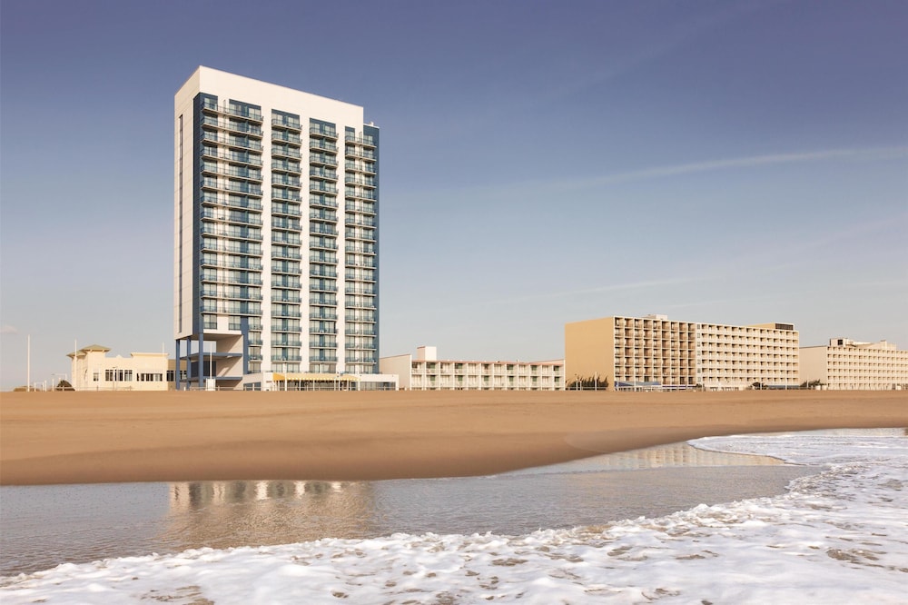 Hyatt House Virginia Beach Oceanfront 43/48