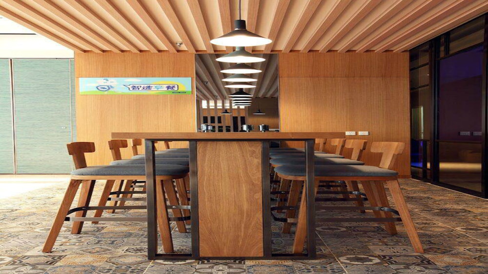 HOLIDAY INN EXPRESS XI'AN QUJIANG SOUTH 50/67