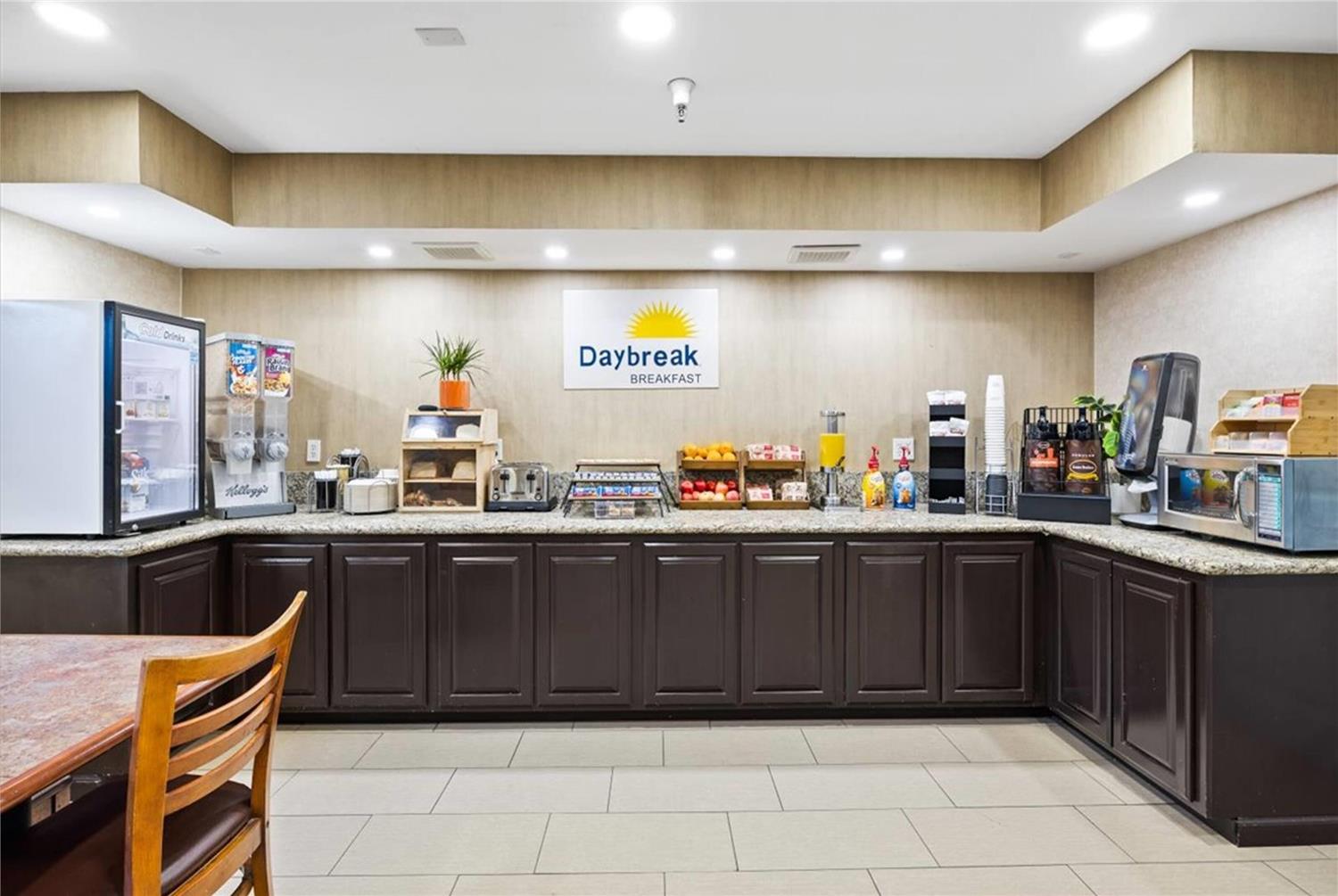 Days Inn by Wyndham Woodland 31/54