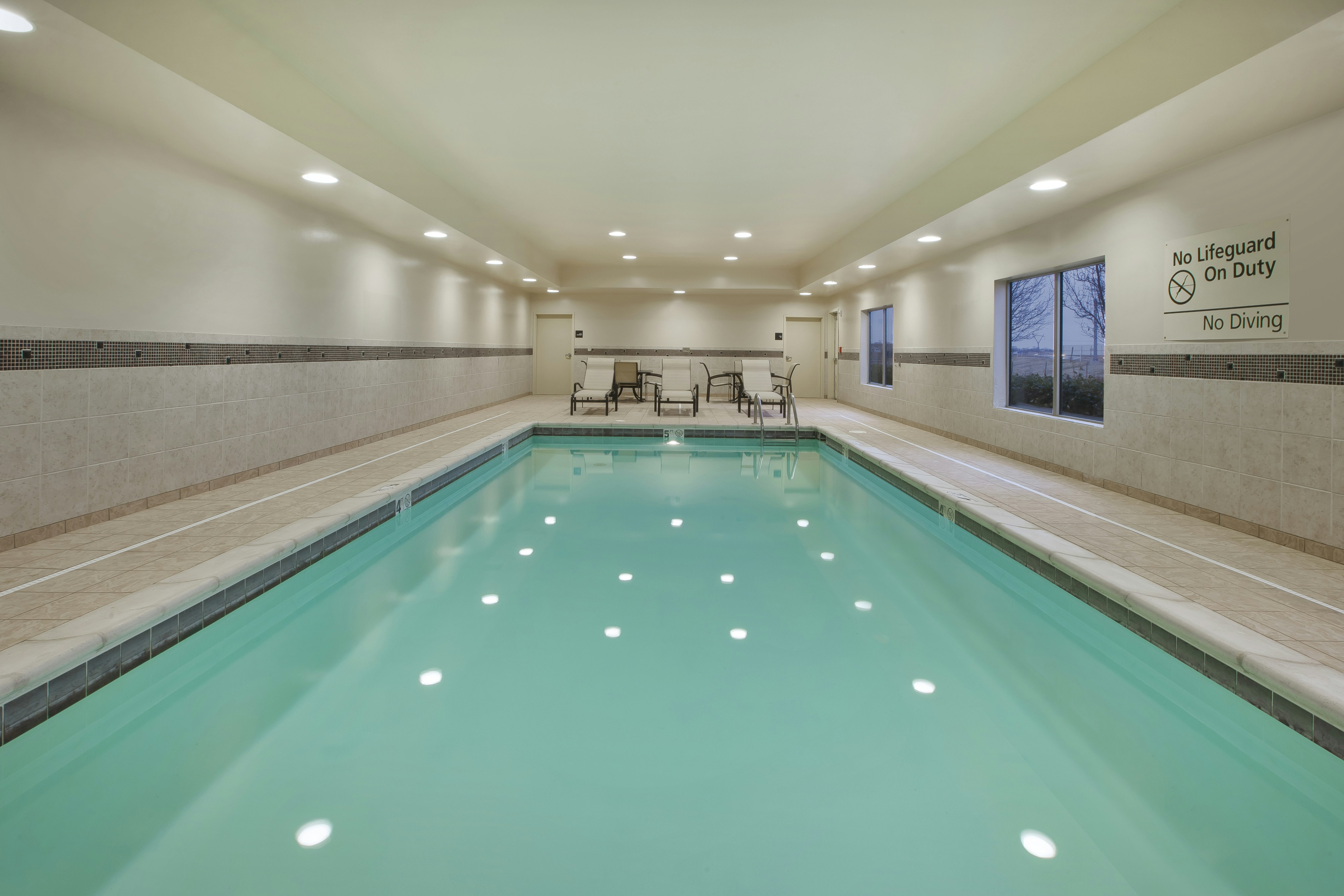 Hampton Inn And Suites Wichita Northeast 19/28