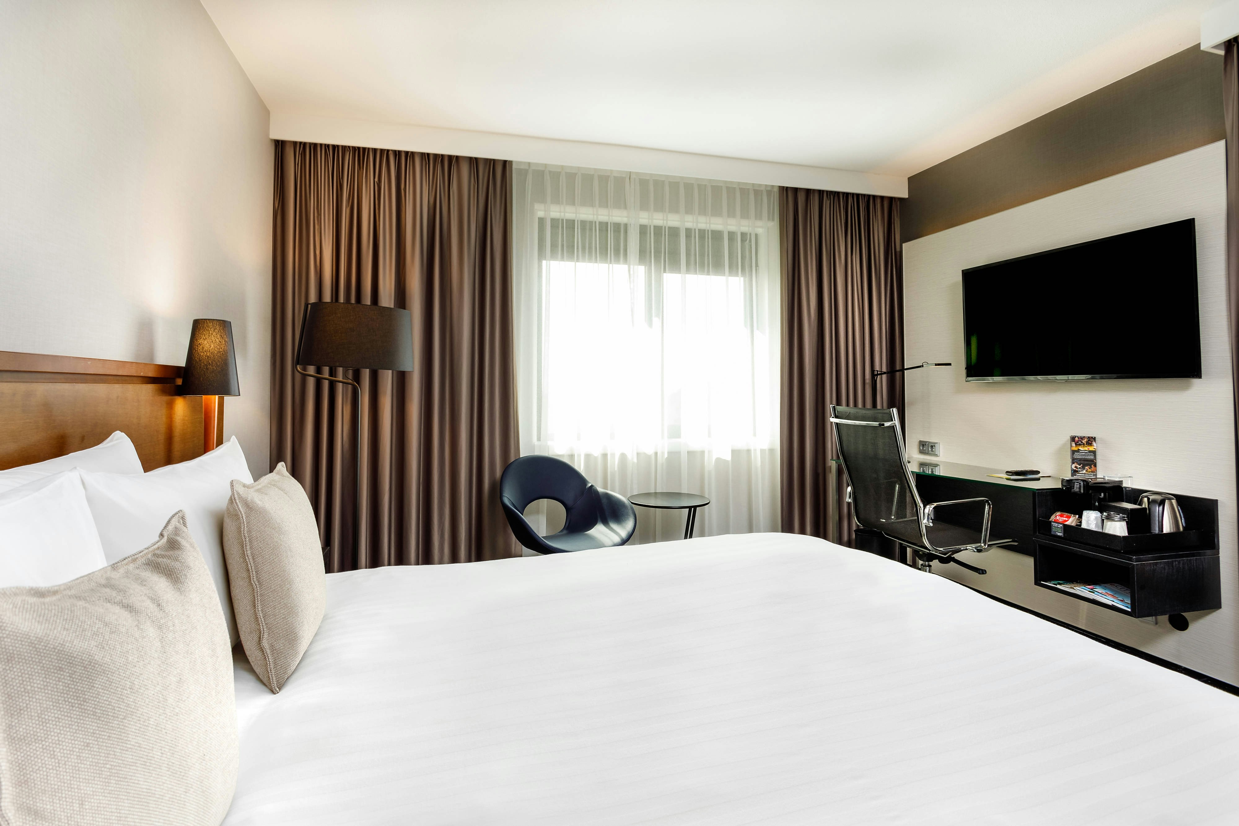 Room, King Bed