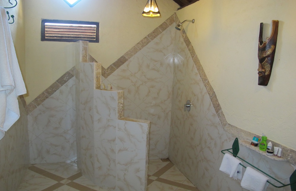 Hotel Uyah Amed Spa Resort 50/50