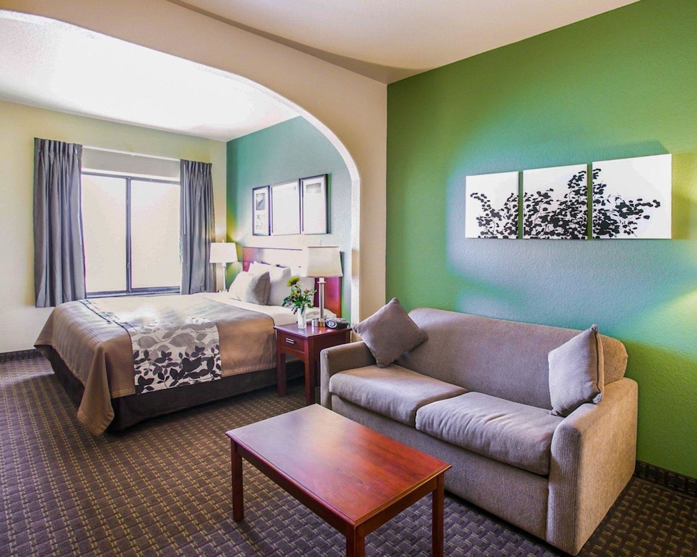 Sleep Inn & Suites Gonzales near Palmetto State Park 22/50