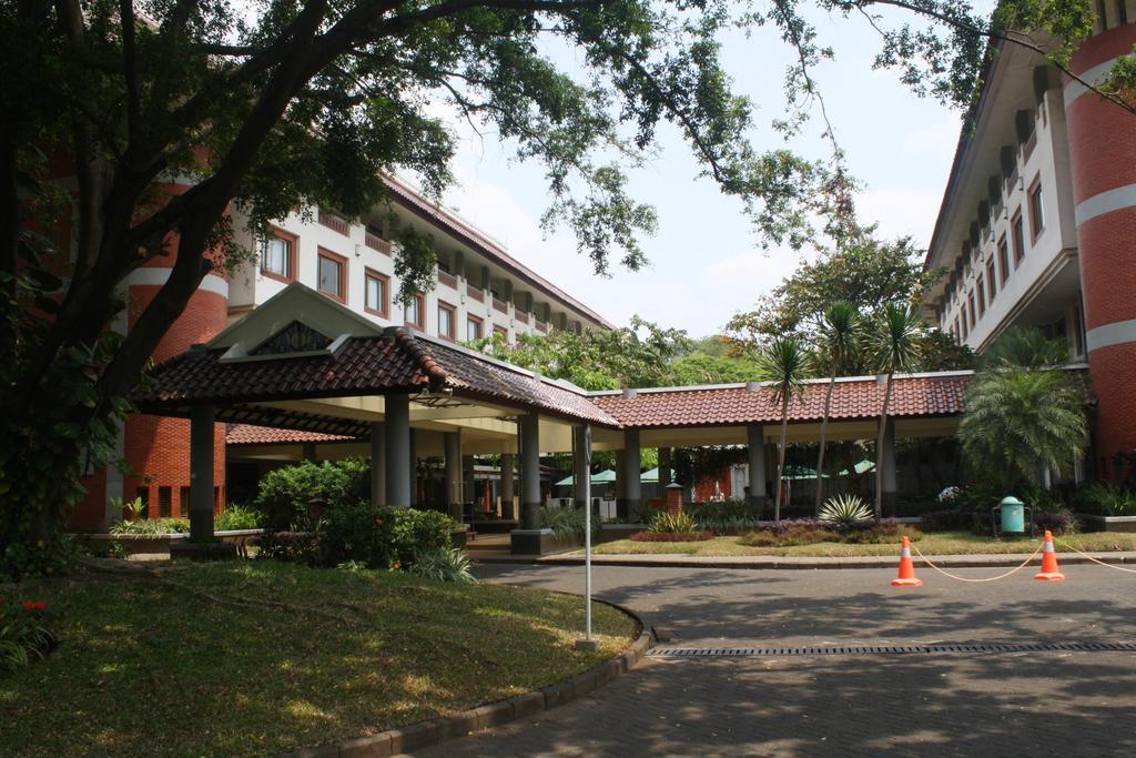 Bumi Wiyata 1/31