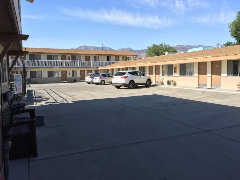 Americas Best Value Inn Bishop 1/32
