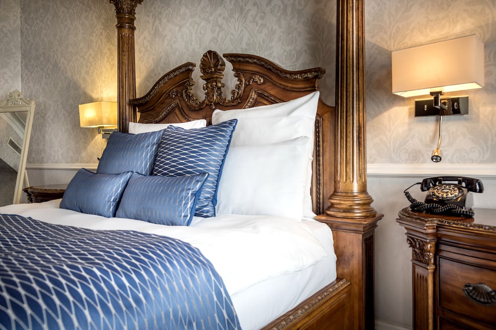 Grand Royale London Hyde Park 23/56