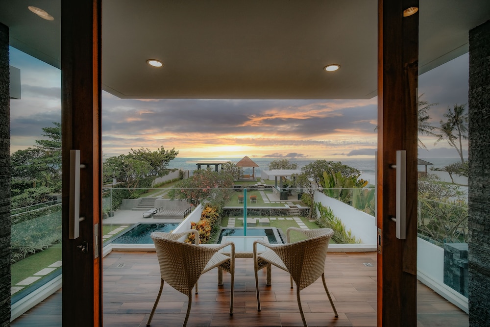 Bali Diamond Villas 66/86