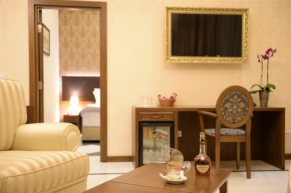 Majdan Hotel 27/38