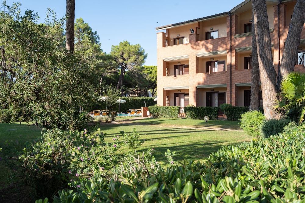 RICCI HOTEL 4/59