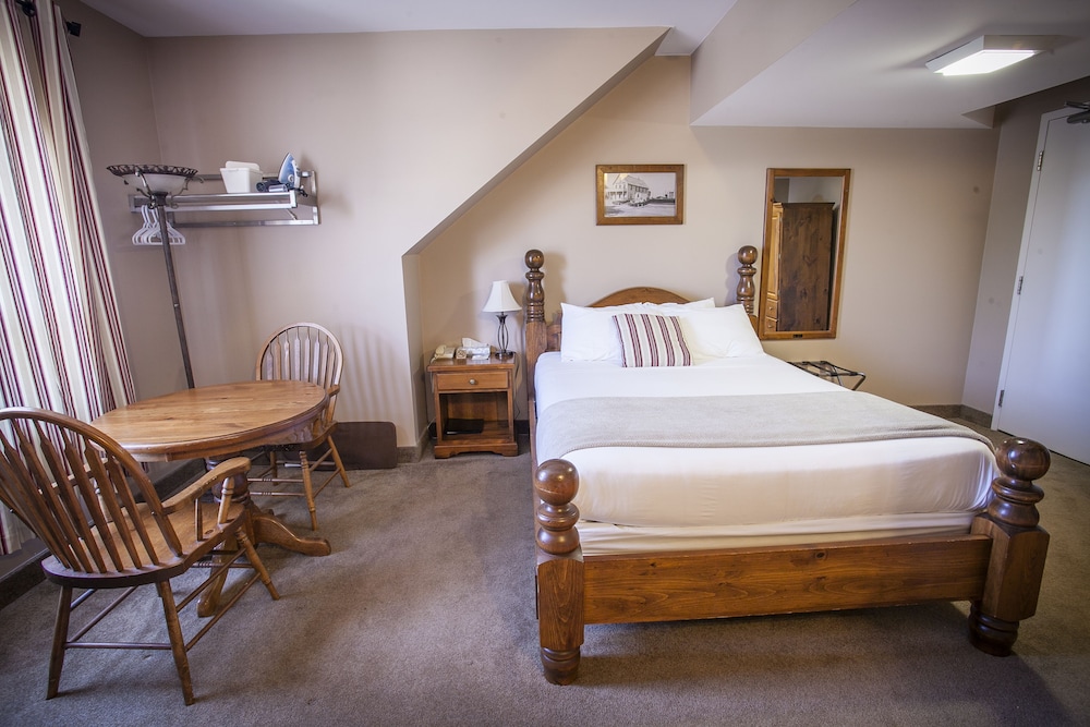 Seacliffe Inn 14/50