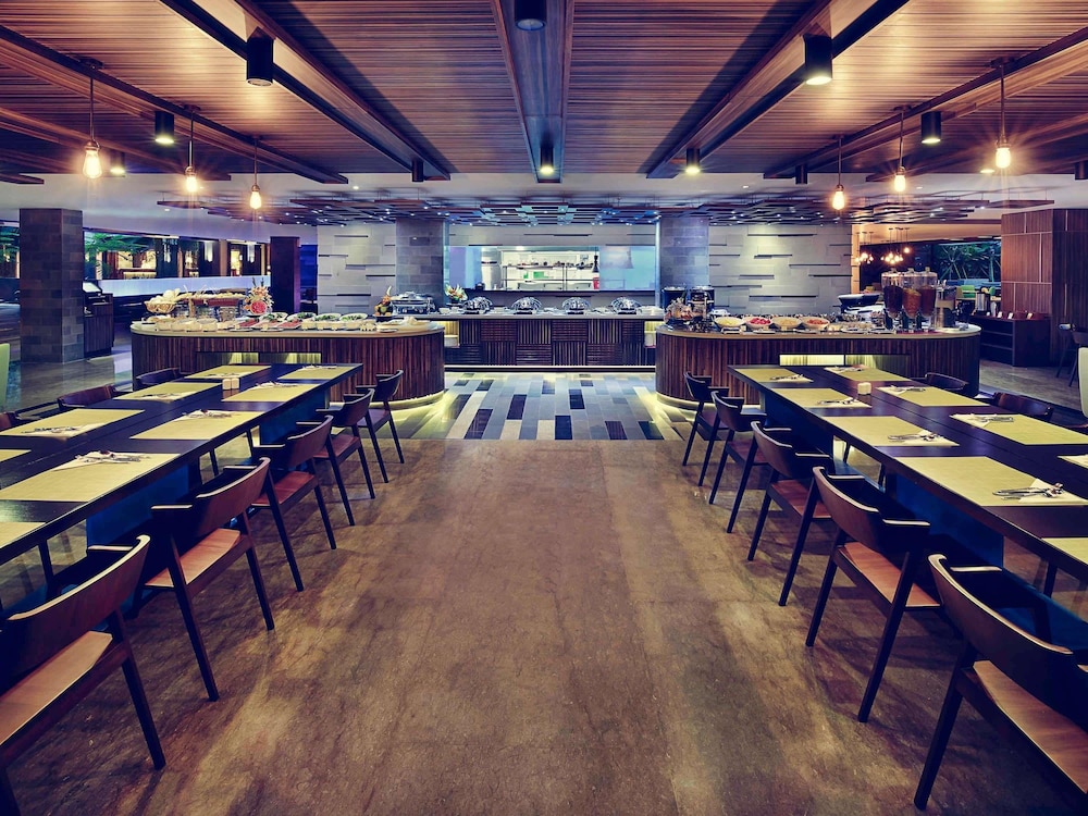MERCURE BALI LEGIAN 58/75