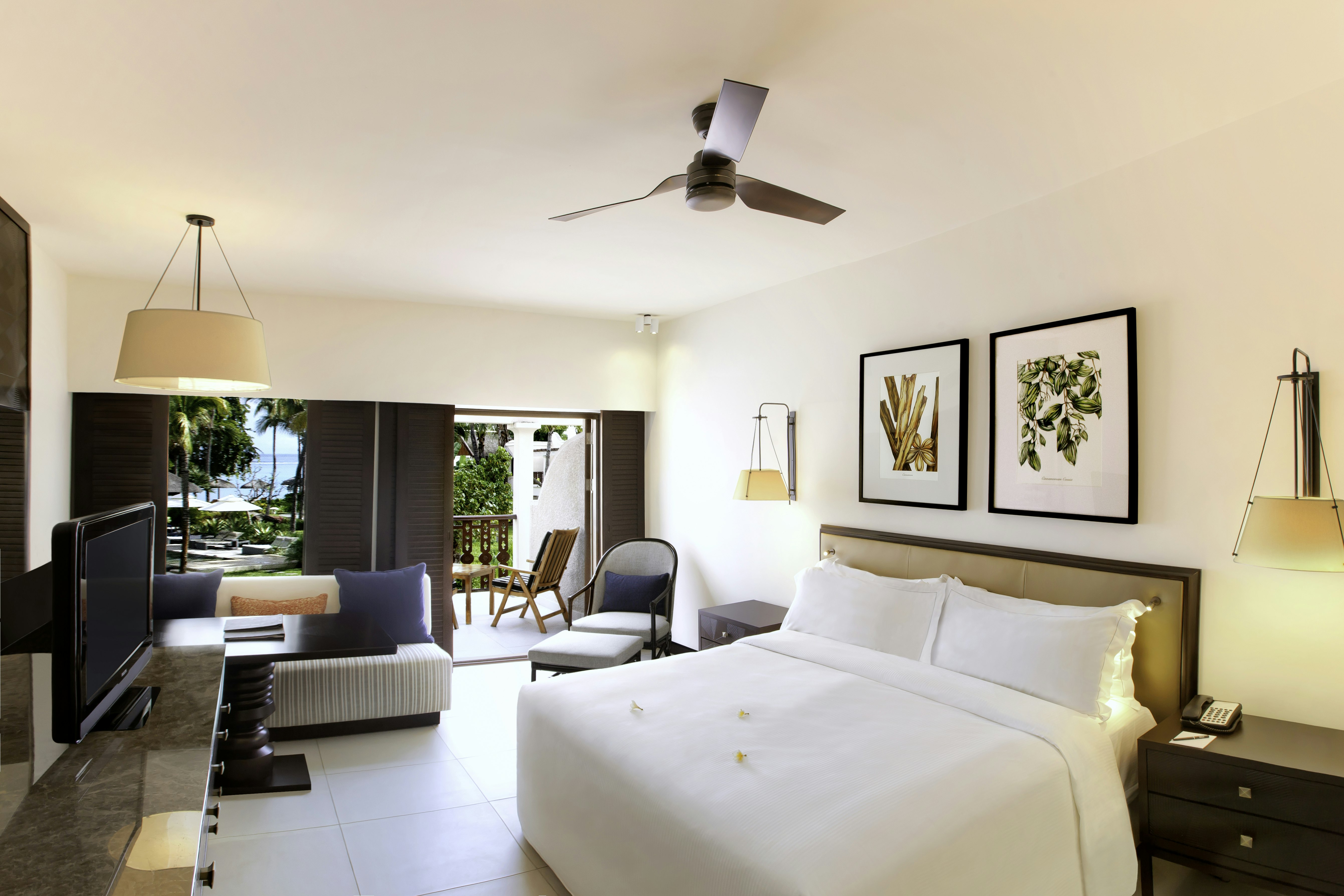 غرفة غراند ديلوكس بسرير كينج