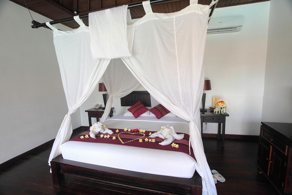 Adi Assri Beach Resort 11/71