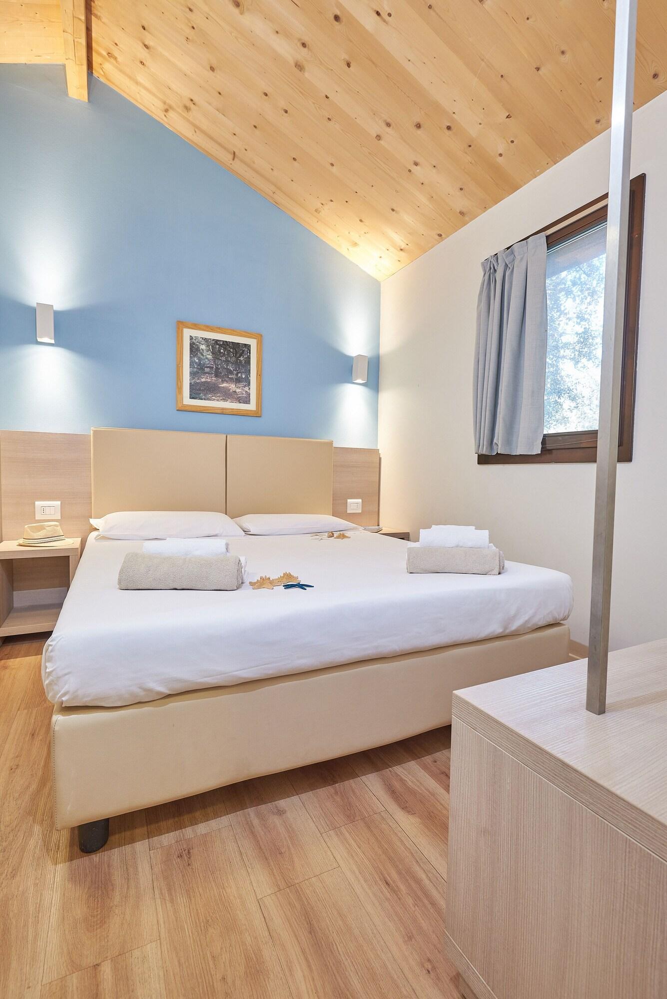 2 Bedrooms, Chalet