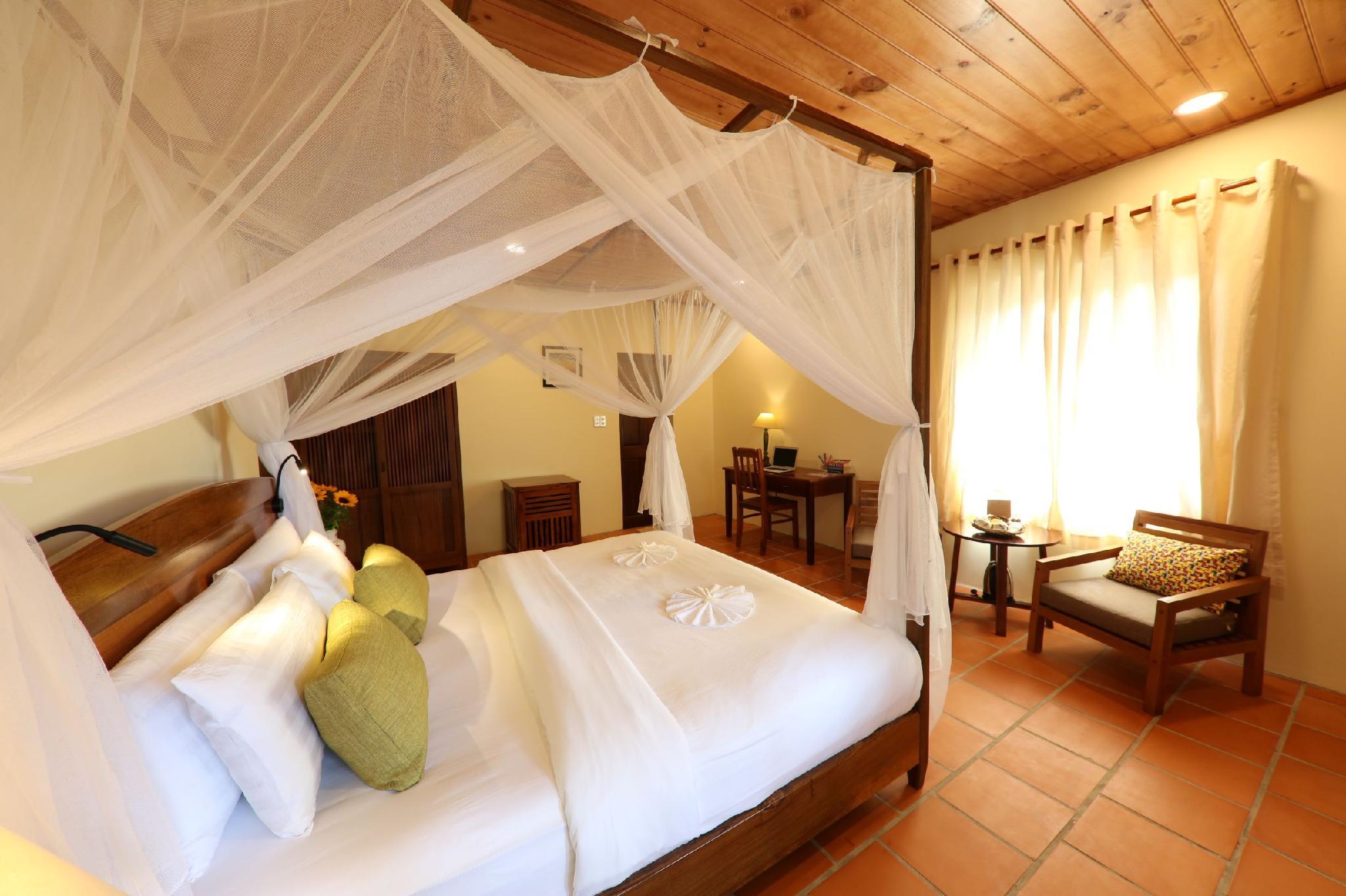 Dream, King Bed