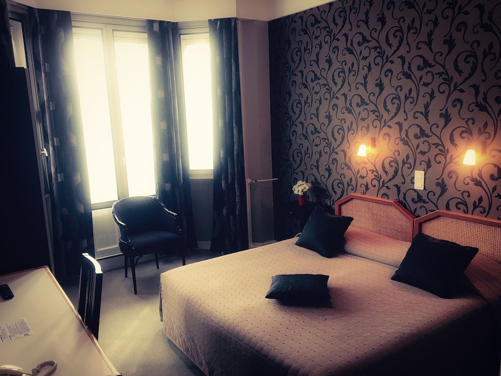 Le Grand Hotel de L Esperance 33/52